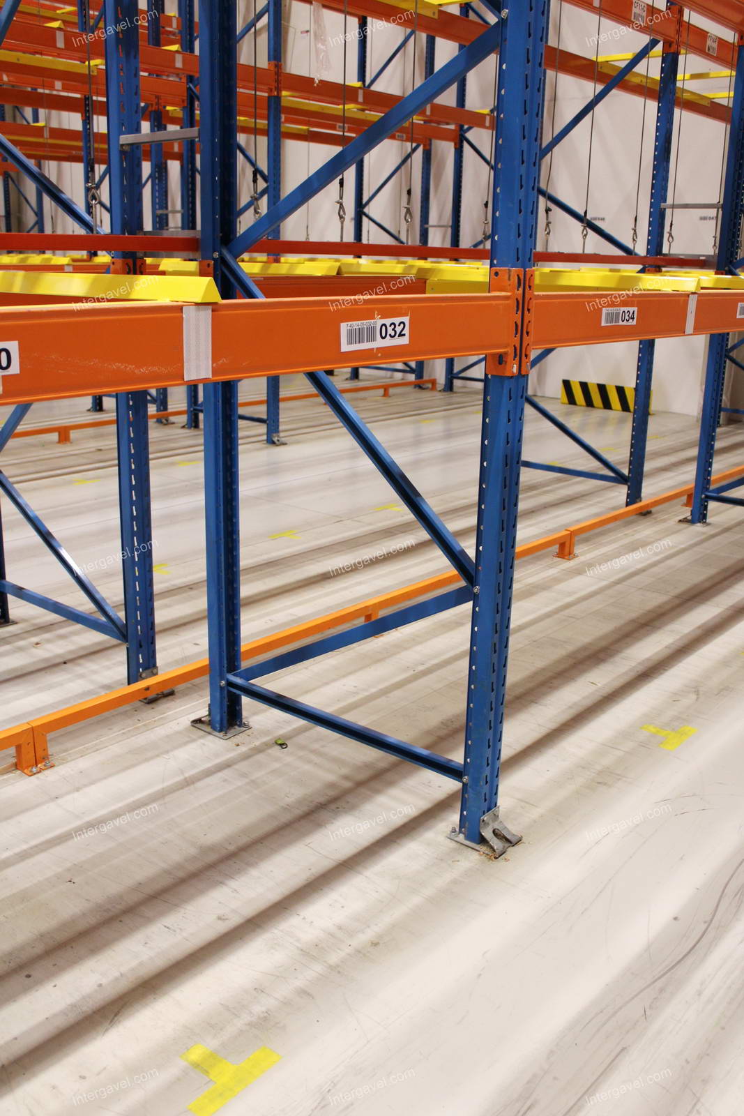 Raklapos állvány 13