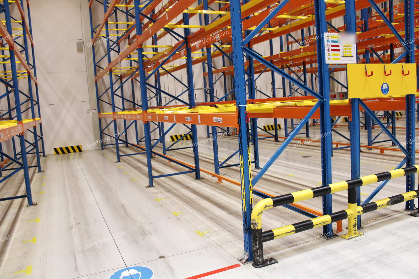 Raklapos állvány 17