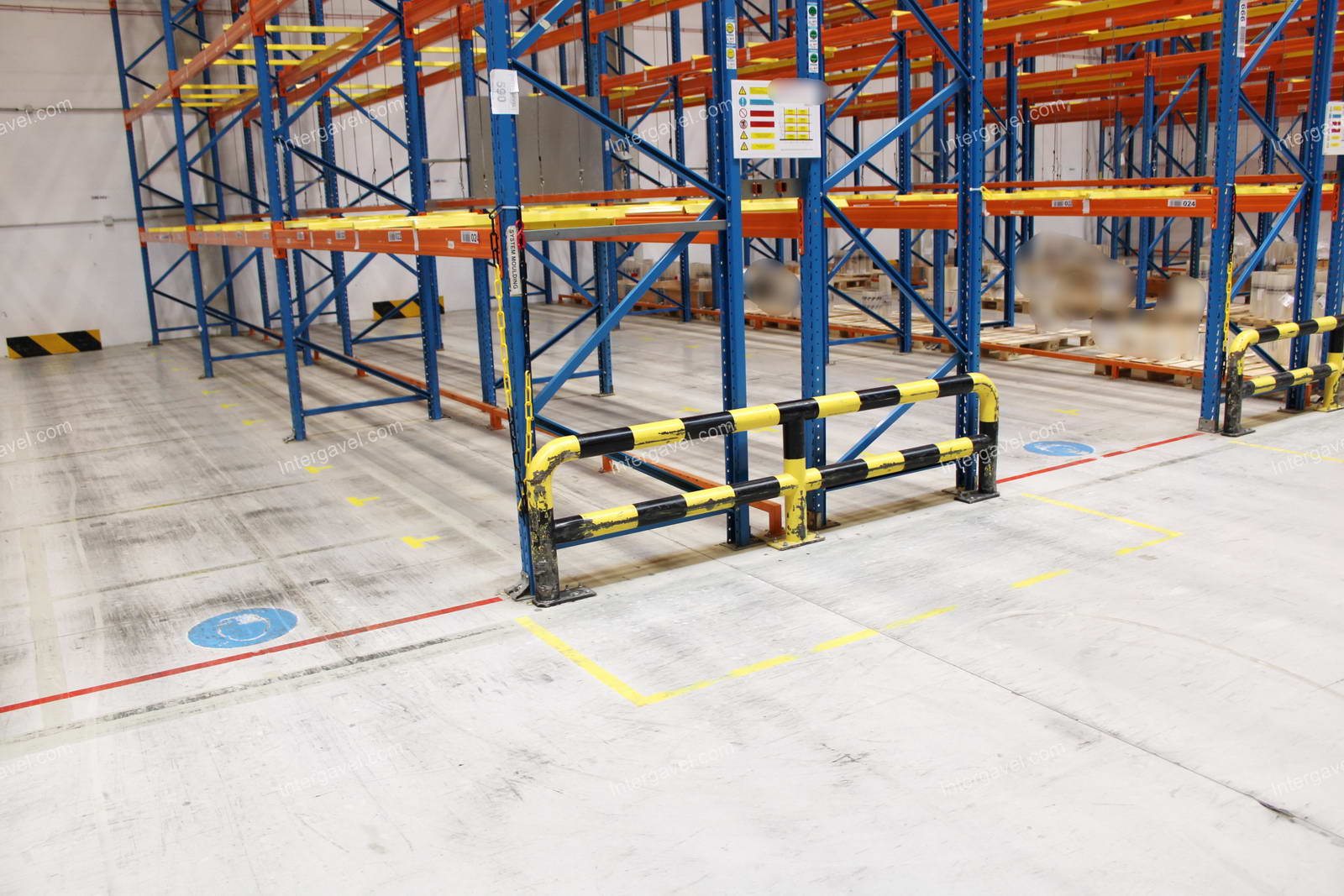 Raklapos állvány 8