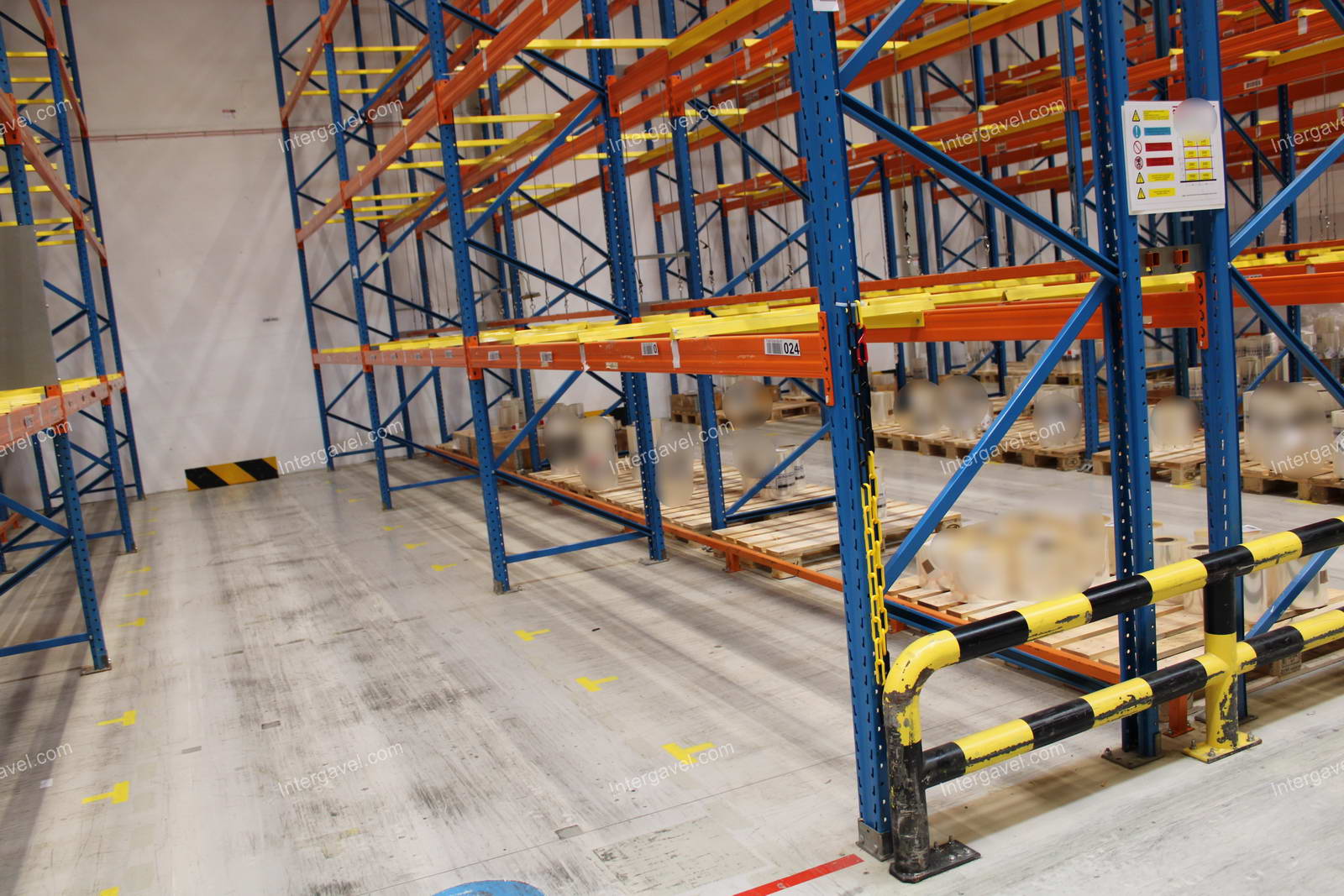 Raklapos állvány 13