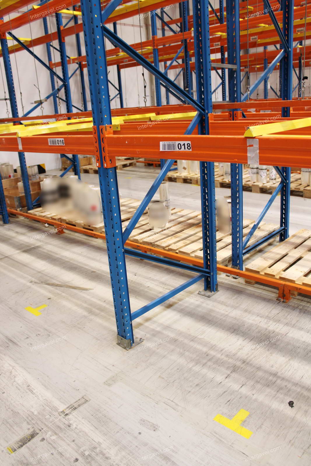 Raklapos állvány 14