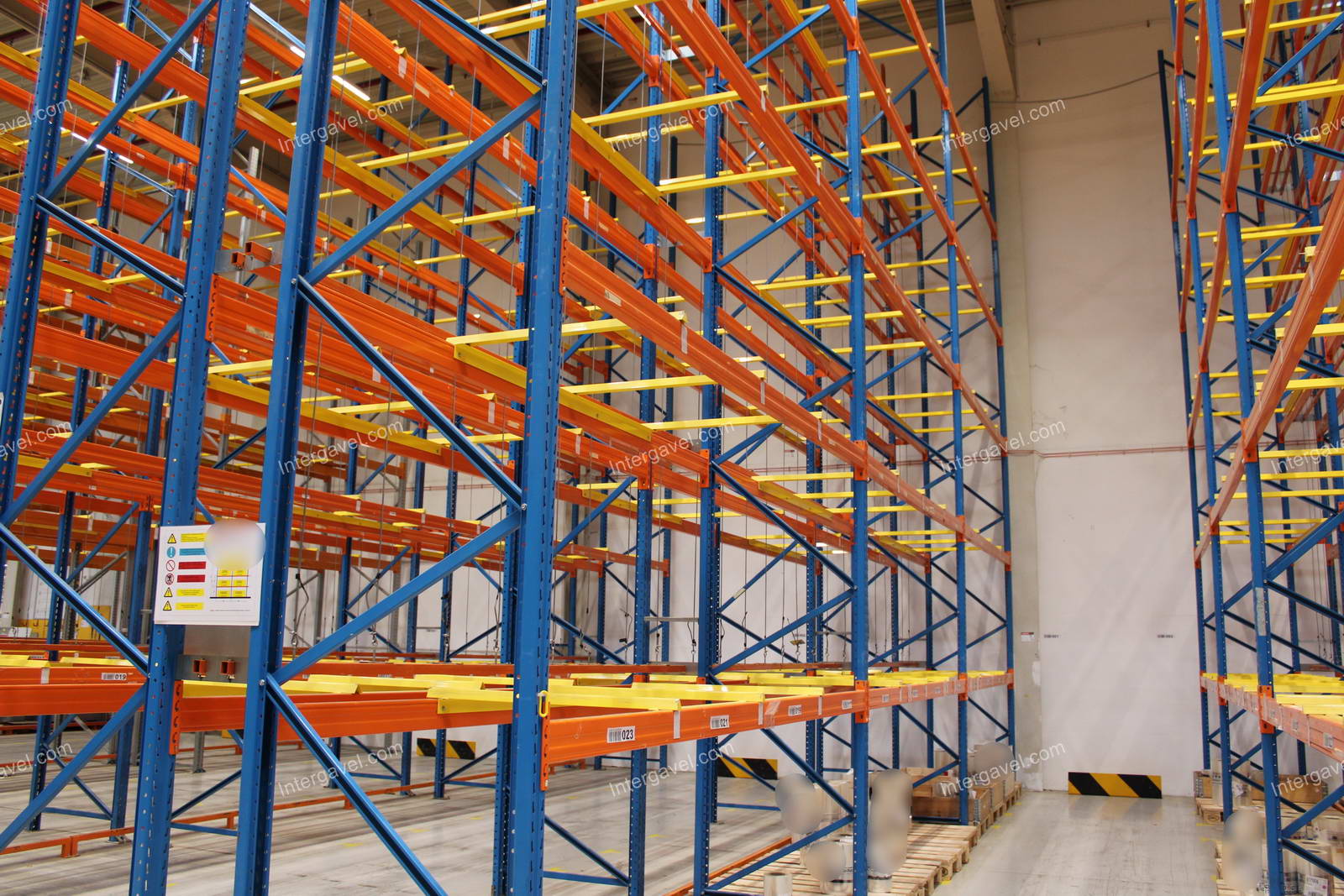 Raklapos állvány 17