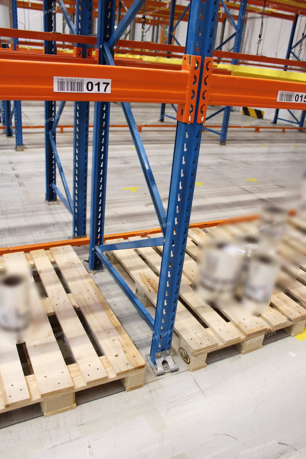 Raklapos állvány 18