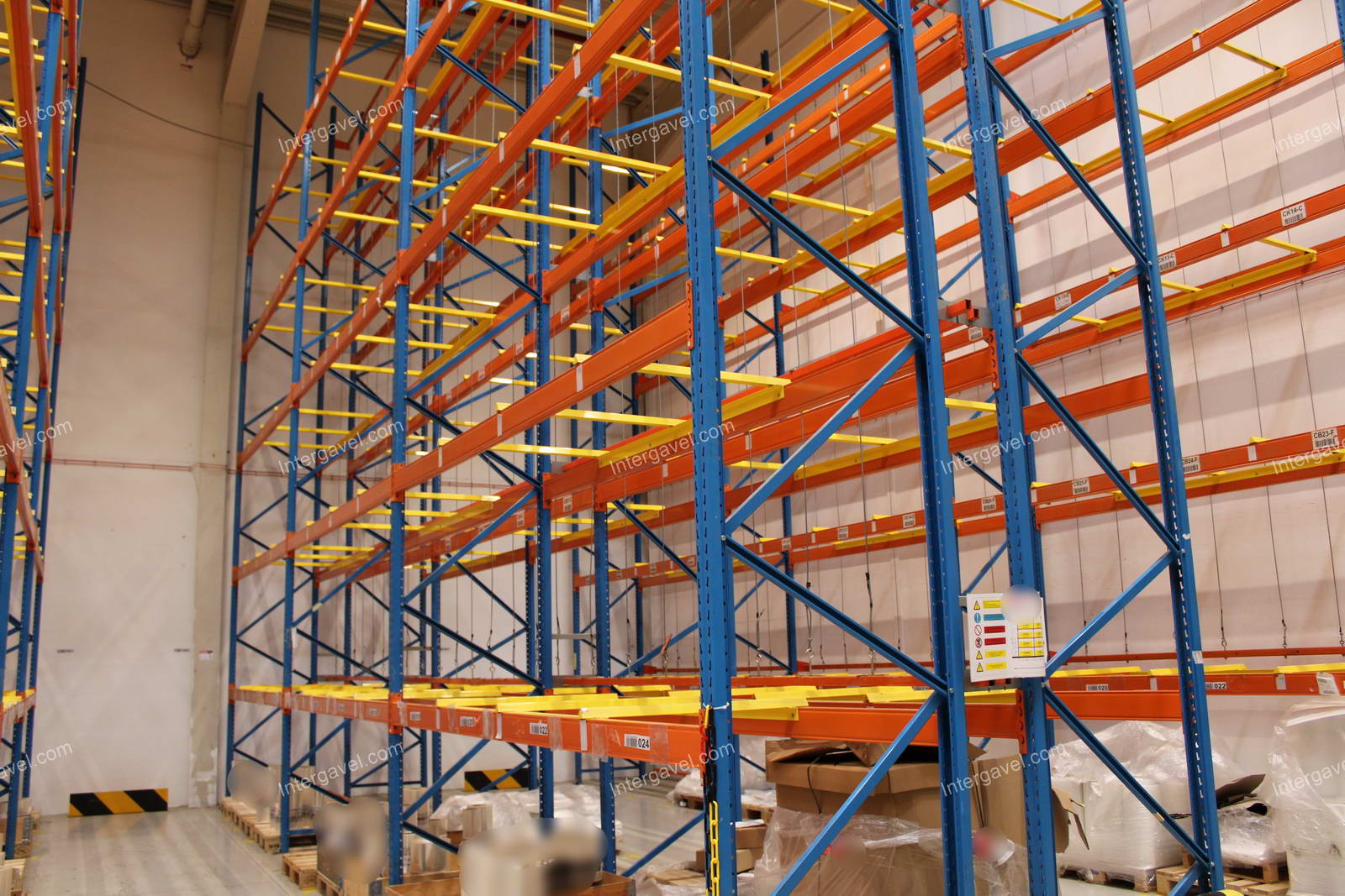 Raklapos állvány 27