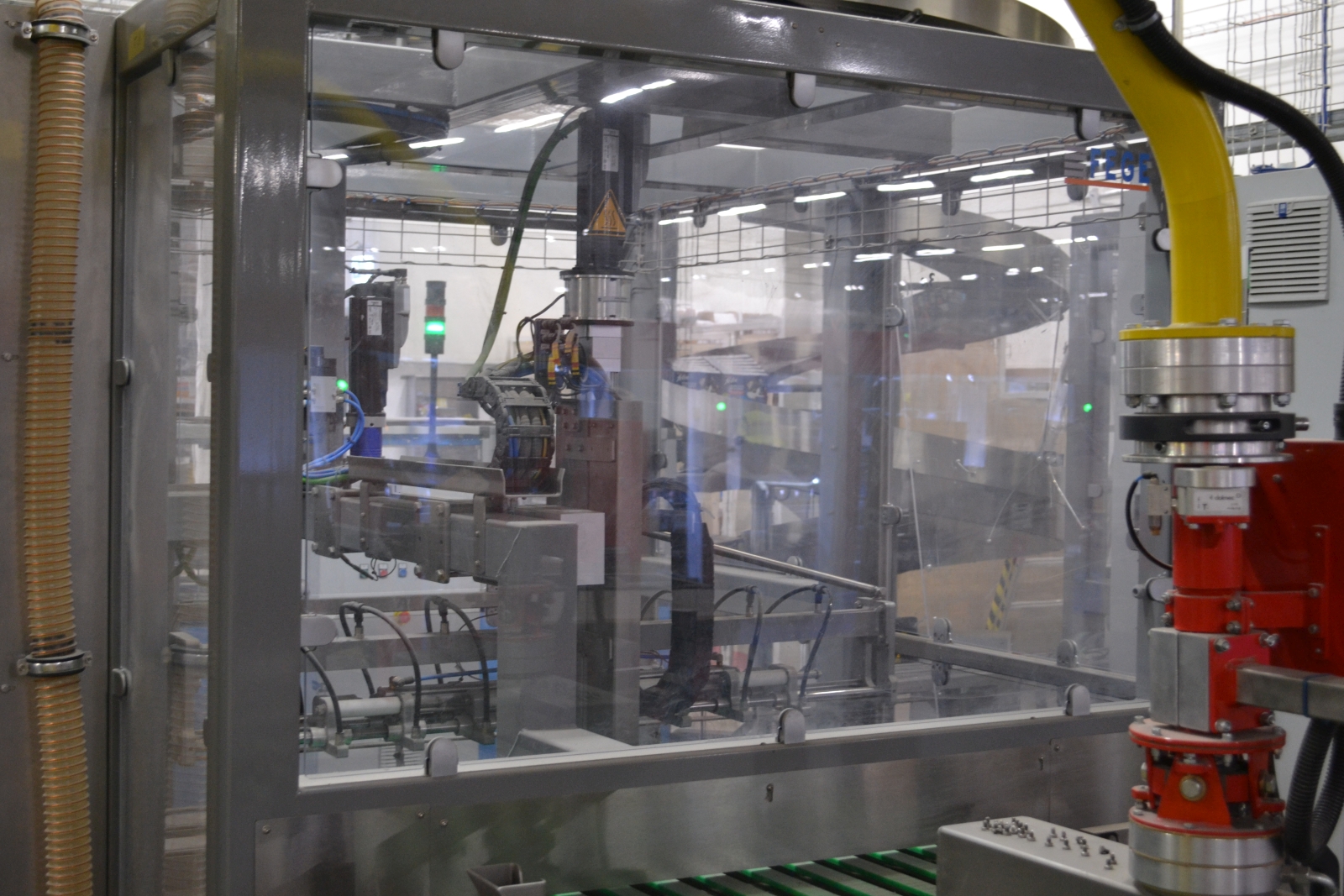 Dobozkészítő sor 32