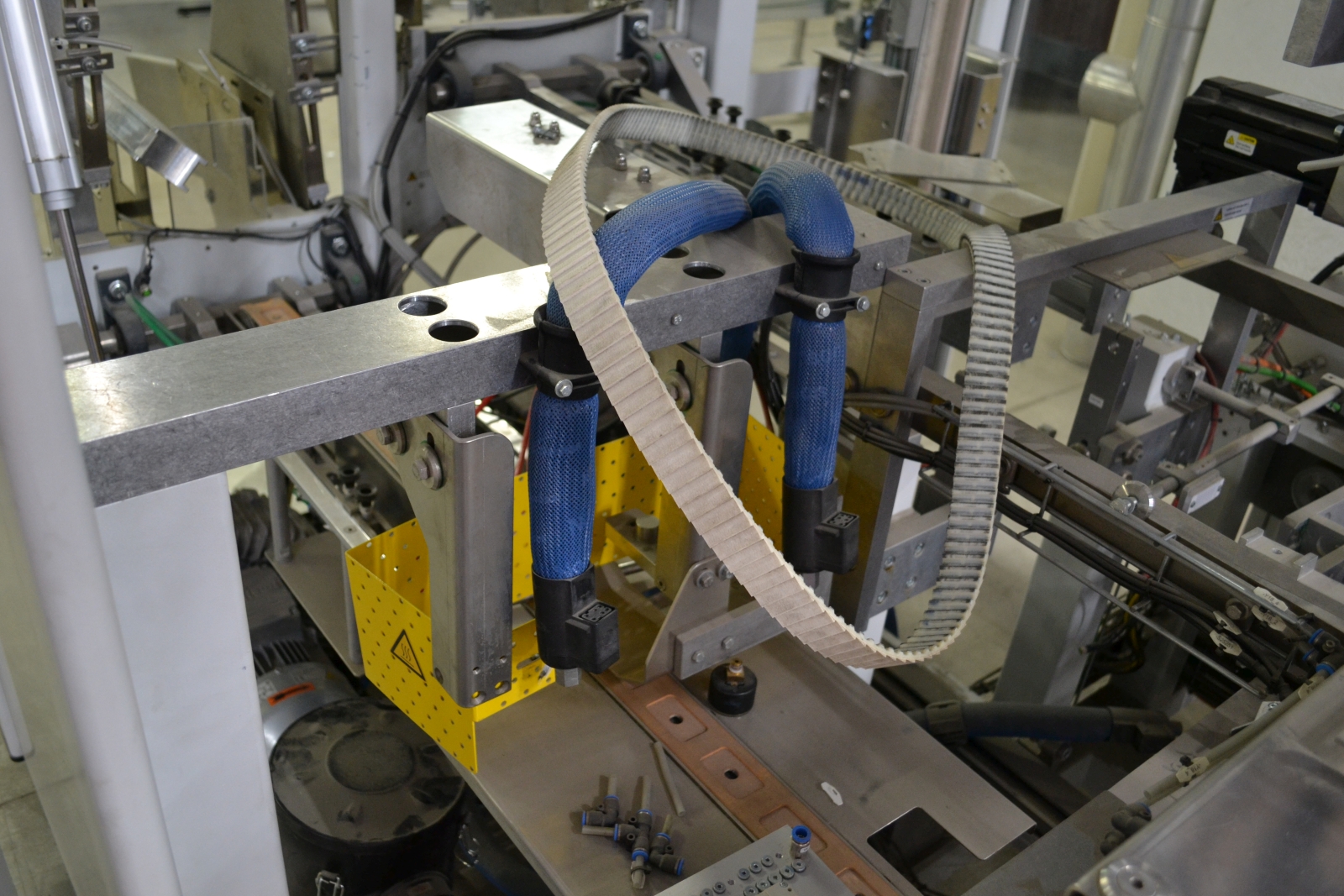 Dobozkészítő sor 77