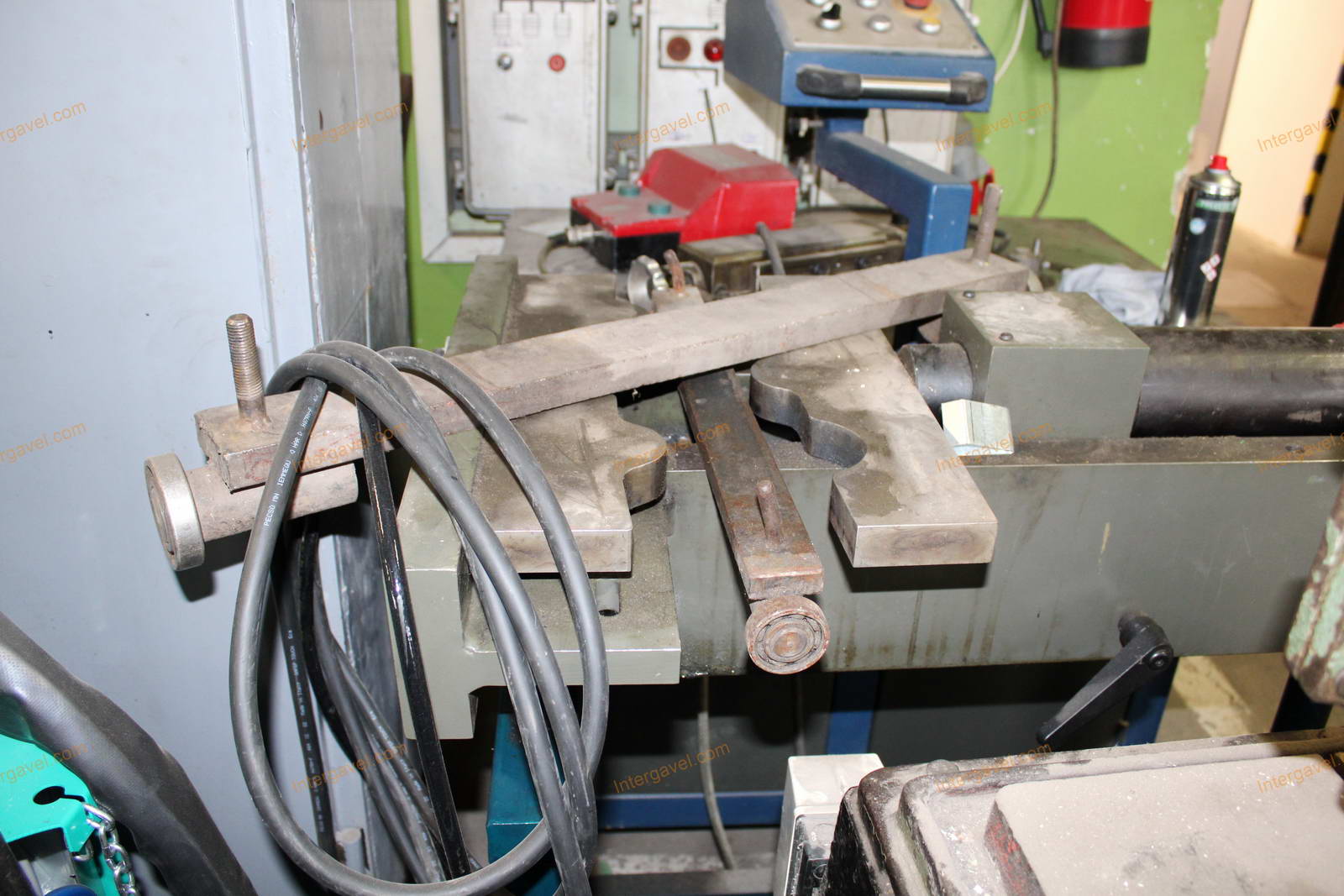 Kovácsoló berendezés 14