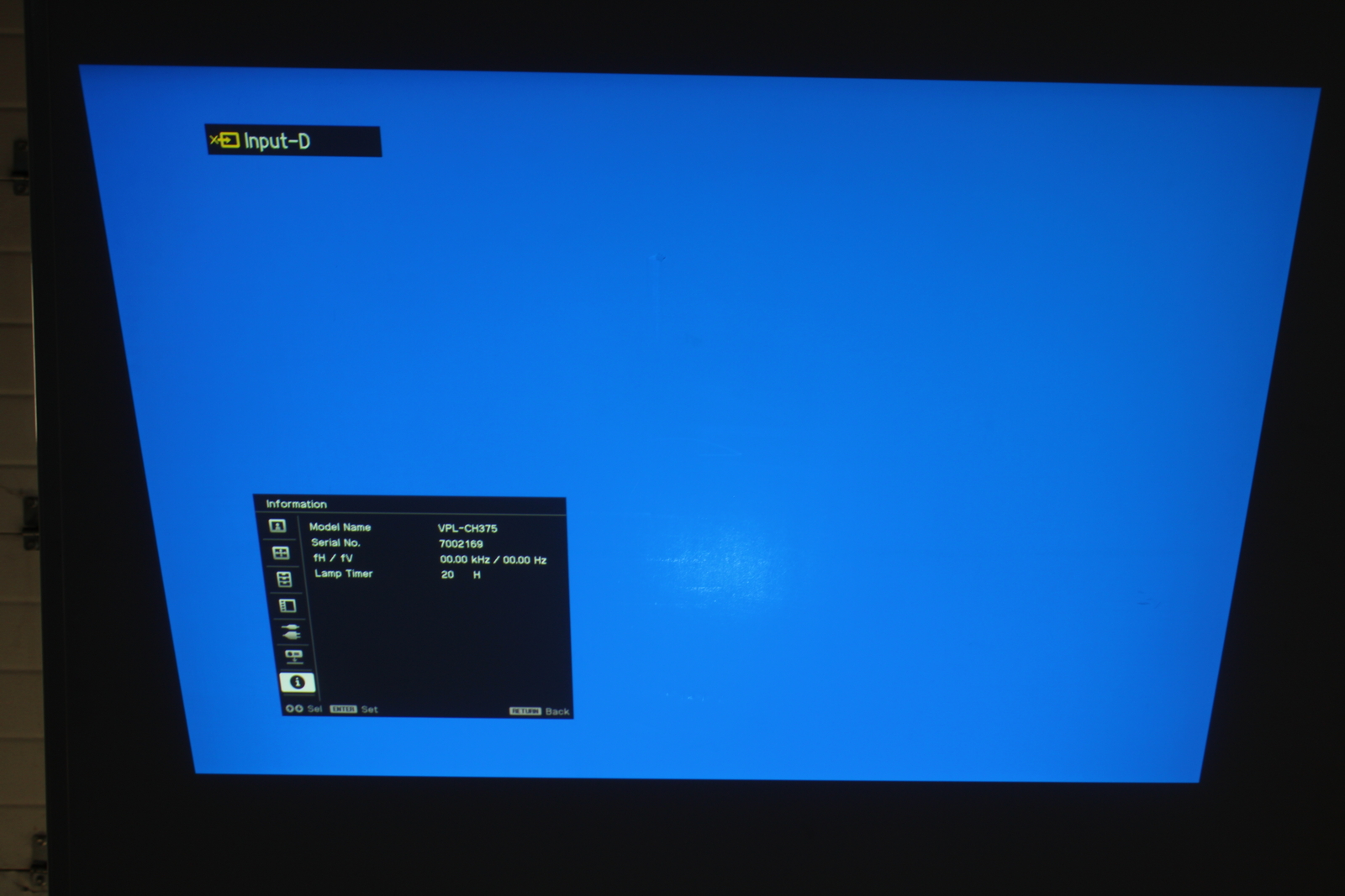 Sony VPL-CH375 projector 5