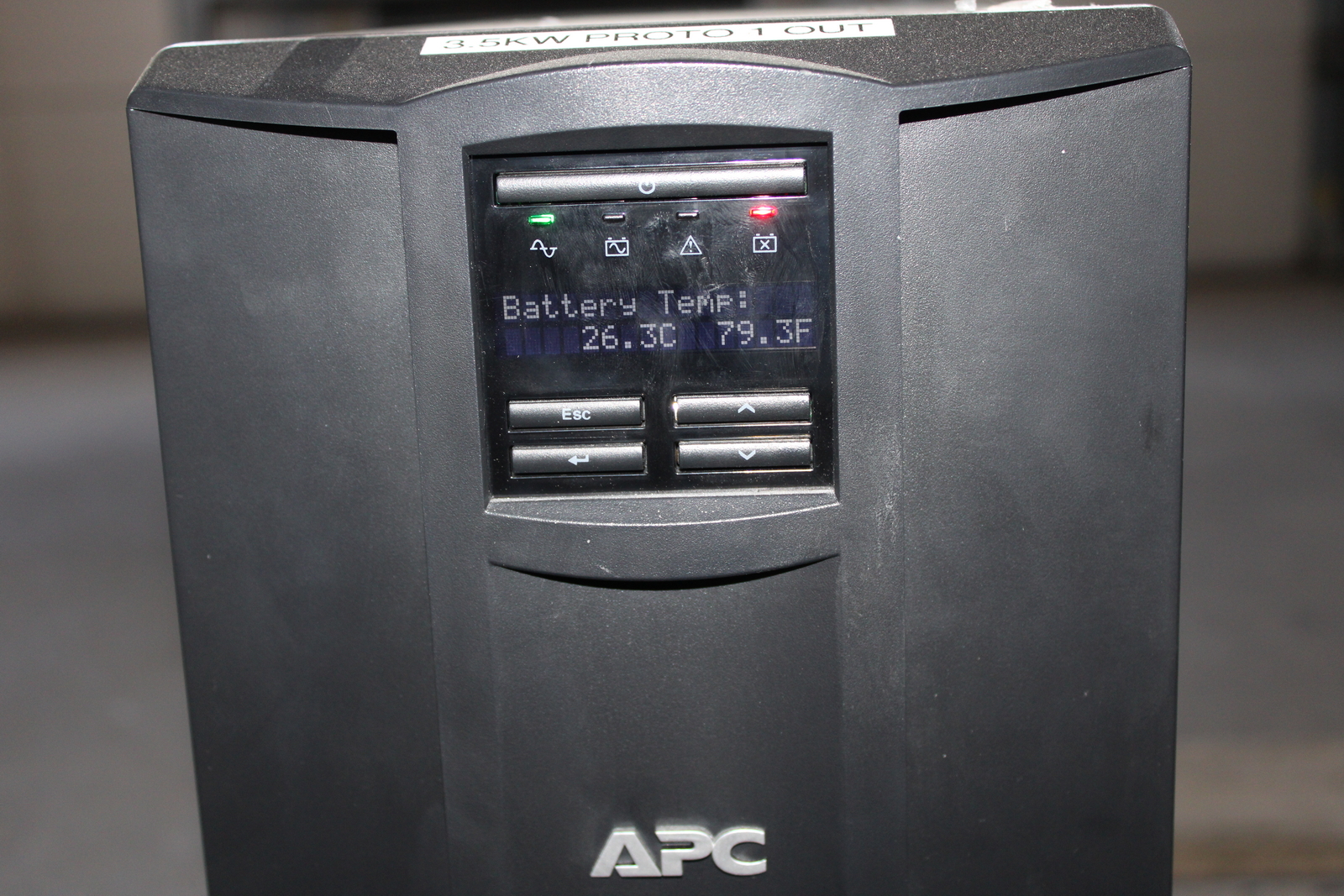 APC Smart UPS3000 3