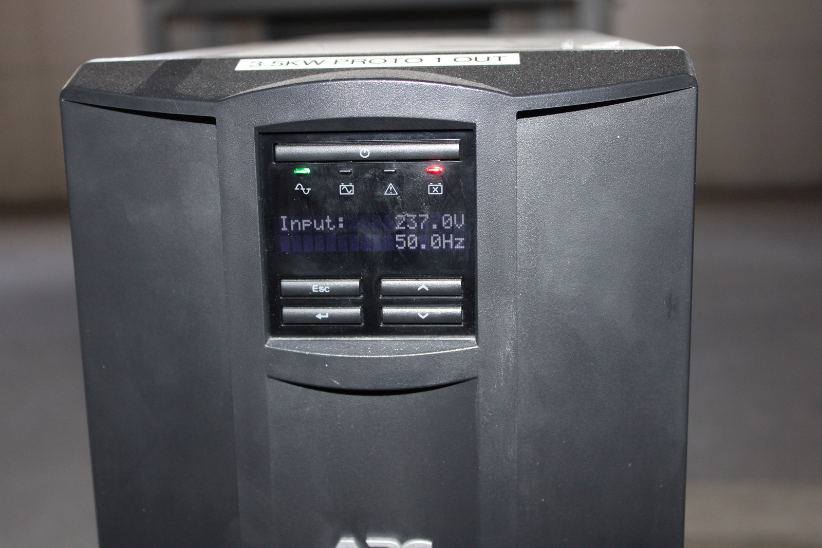 APC Smart UPS3000 5