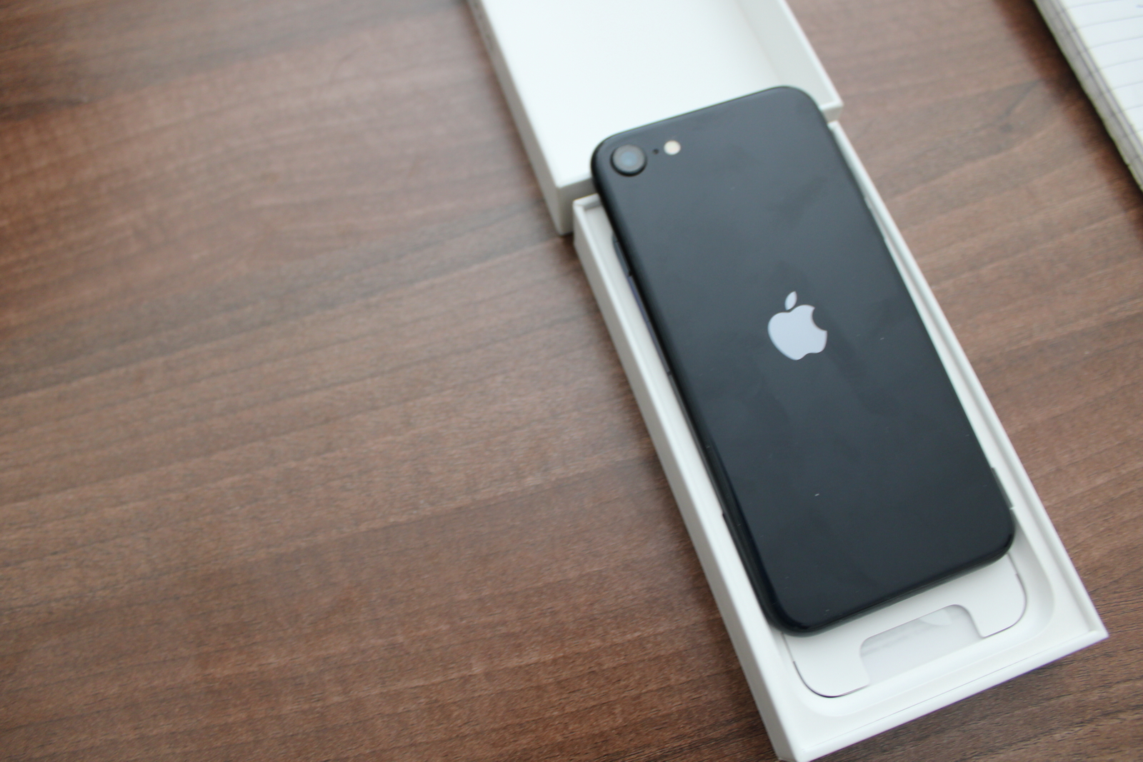 Iphone SE(2022) 128 GB 2