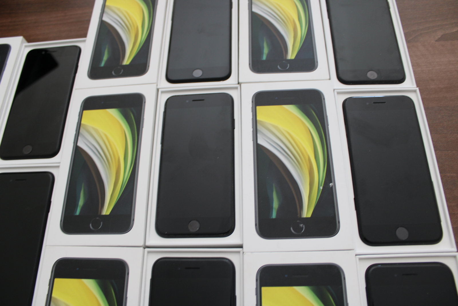 Iphone SE(2020) 128 GB 3