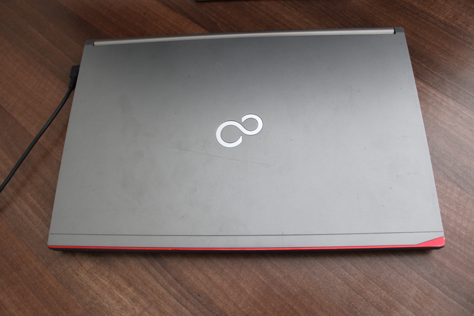 Fujitsu Lifebook E754 4