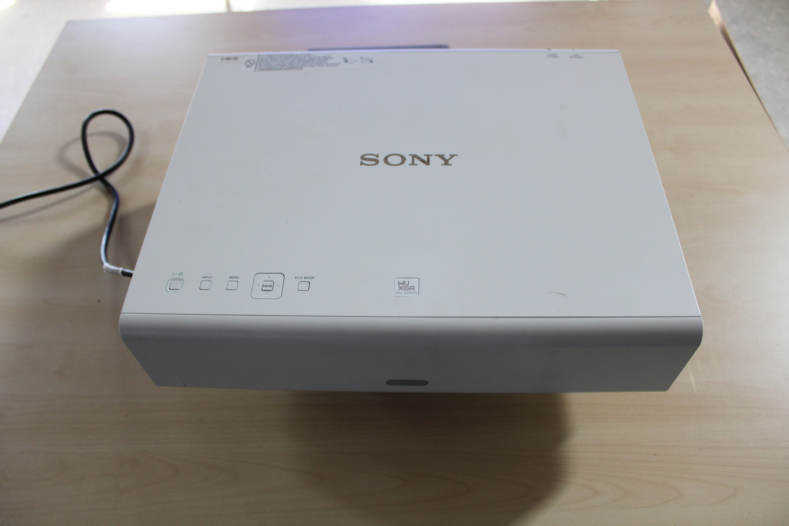 Sony VPL-CH375 projector