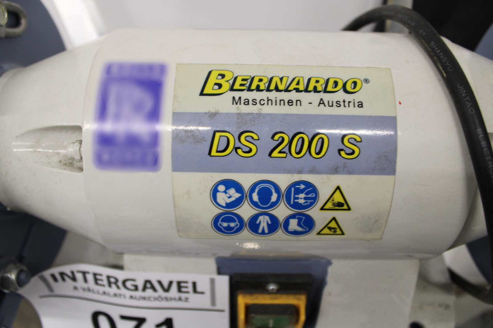 Állványos köszörű 3