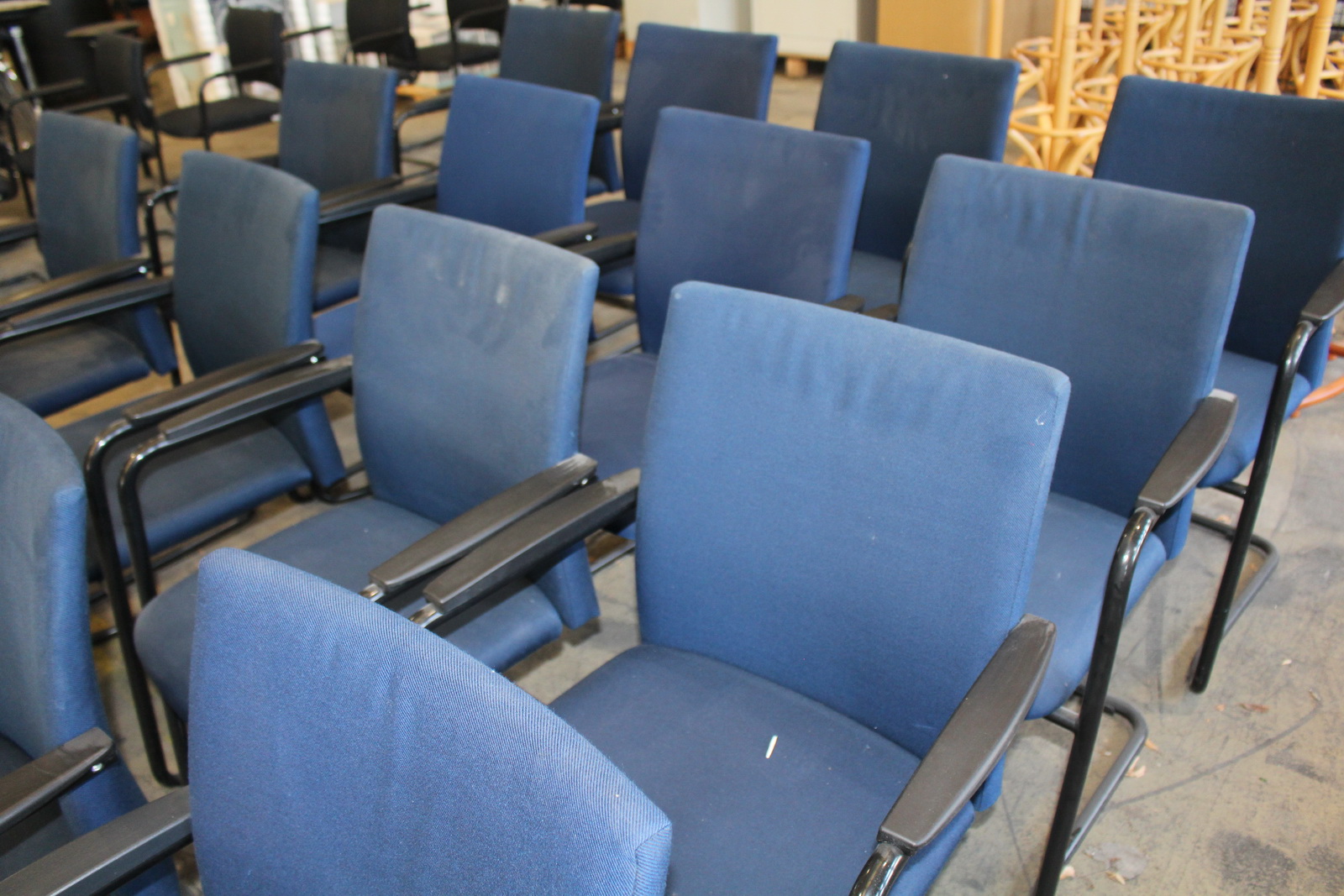 Tárgyalószék (kék-Comforto) 4