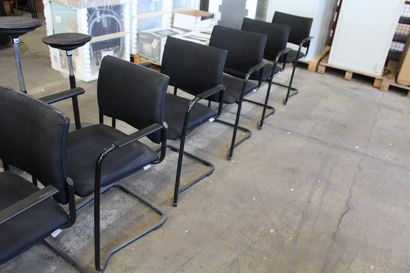 Tárgyalószék (fekete- szövet) 4