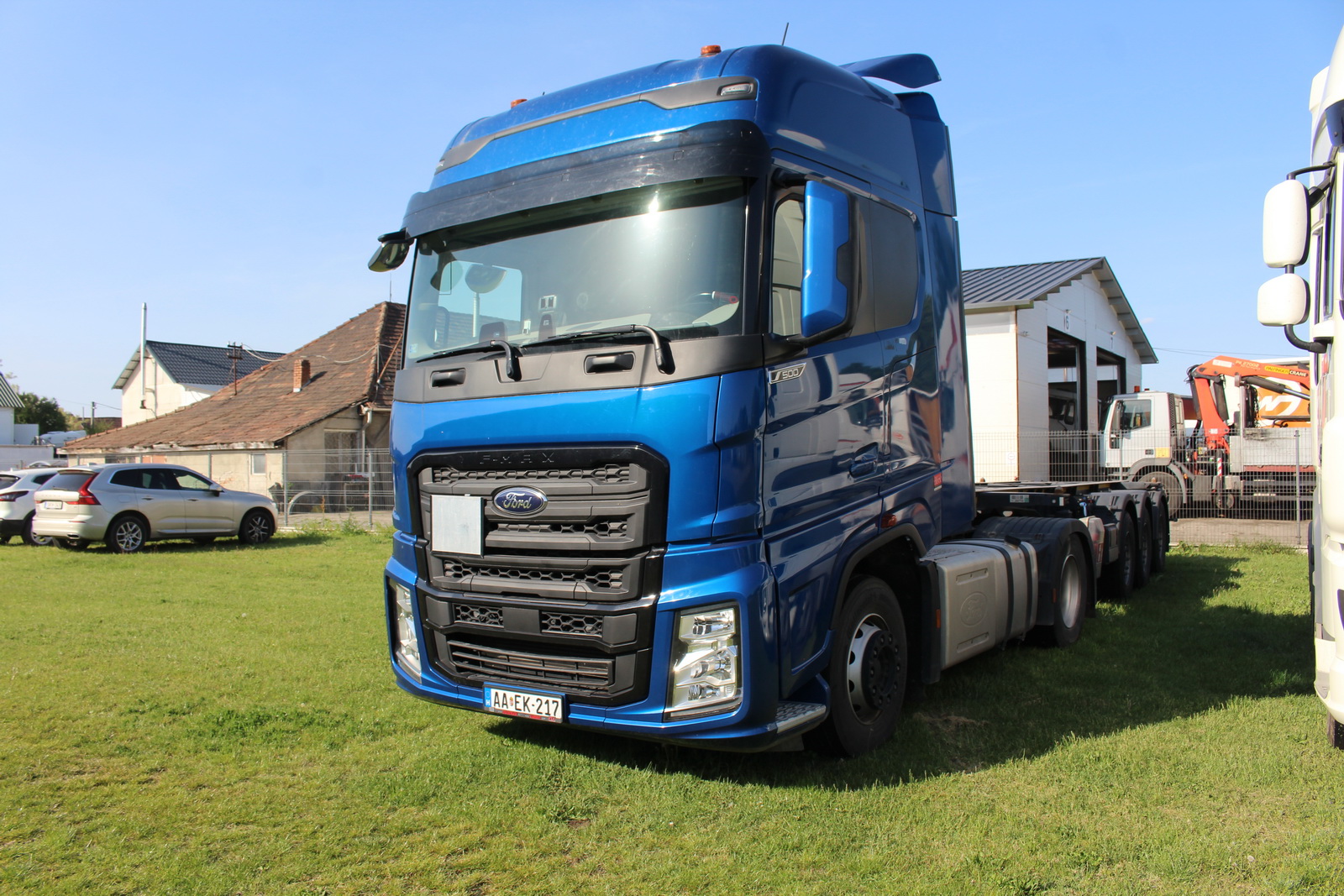 Nyergesvontató és pótkocsi 1