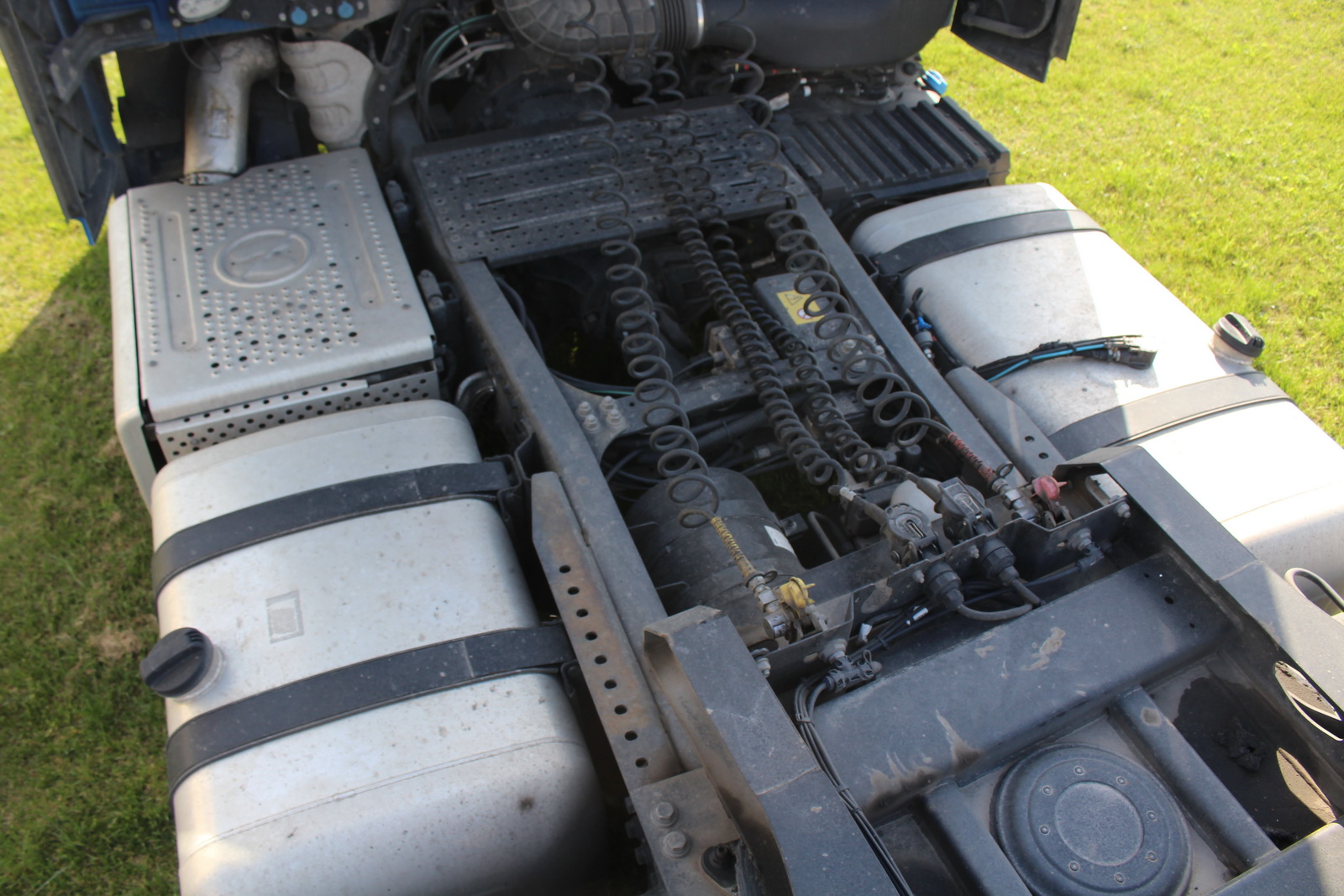 Nyergesvontató és pótkocsi 10