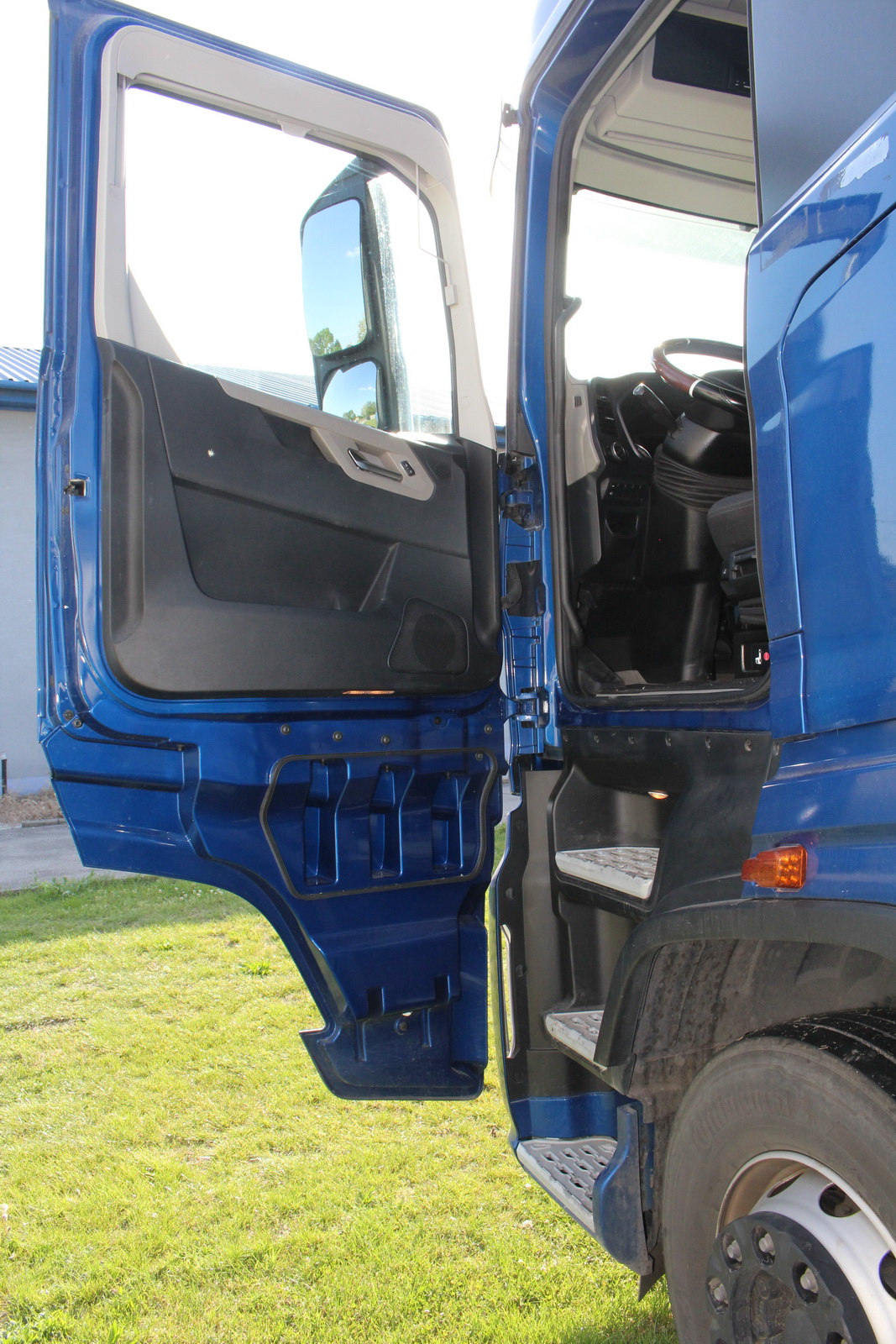 Nyergesvontató és pótkocsi 18