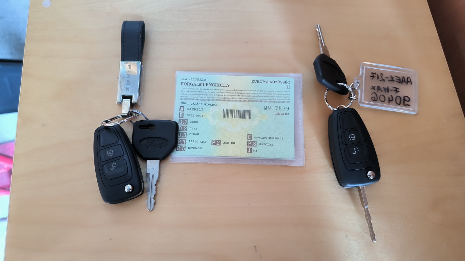 Nyergesvontató és pótkocsi 29