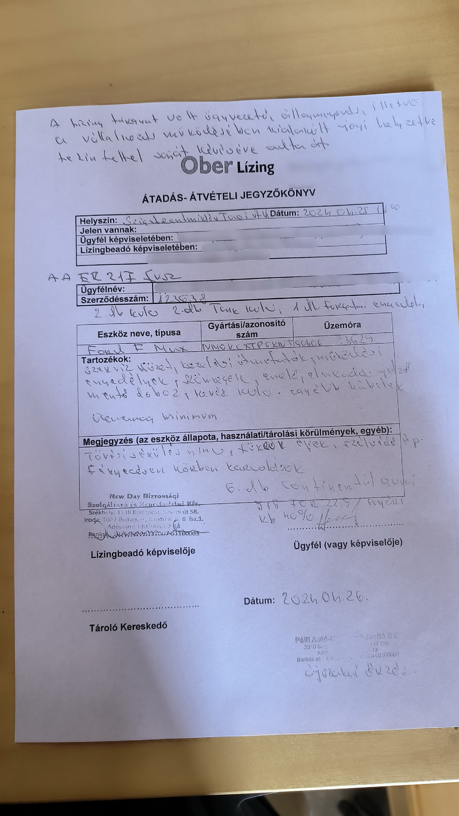 Nyergesvontató és pótkocsi 32