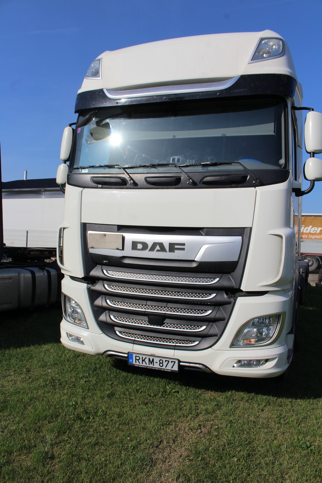 Nyergesvontató és pótkocsi 6