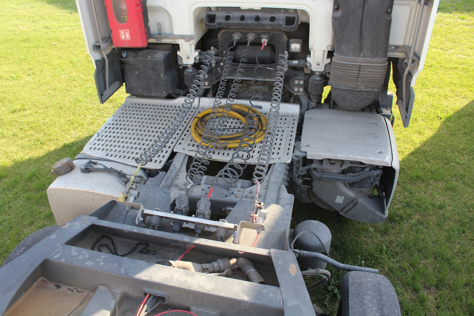 Nyergesvontató és pótkocsi 31