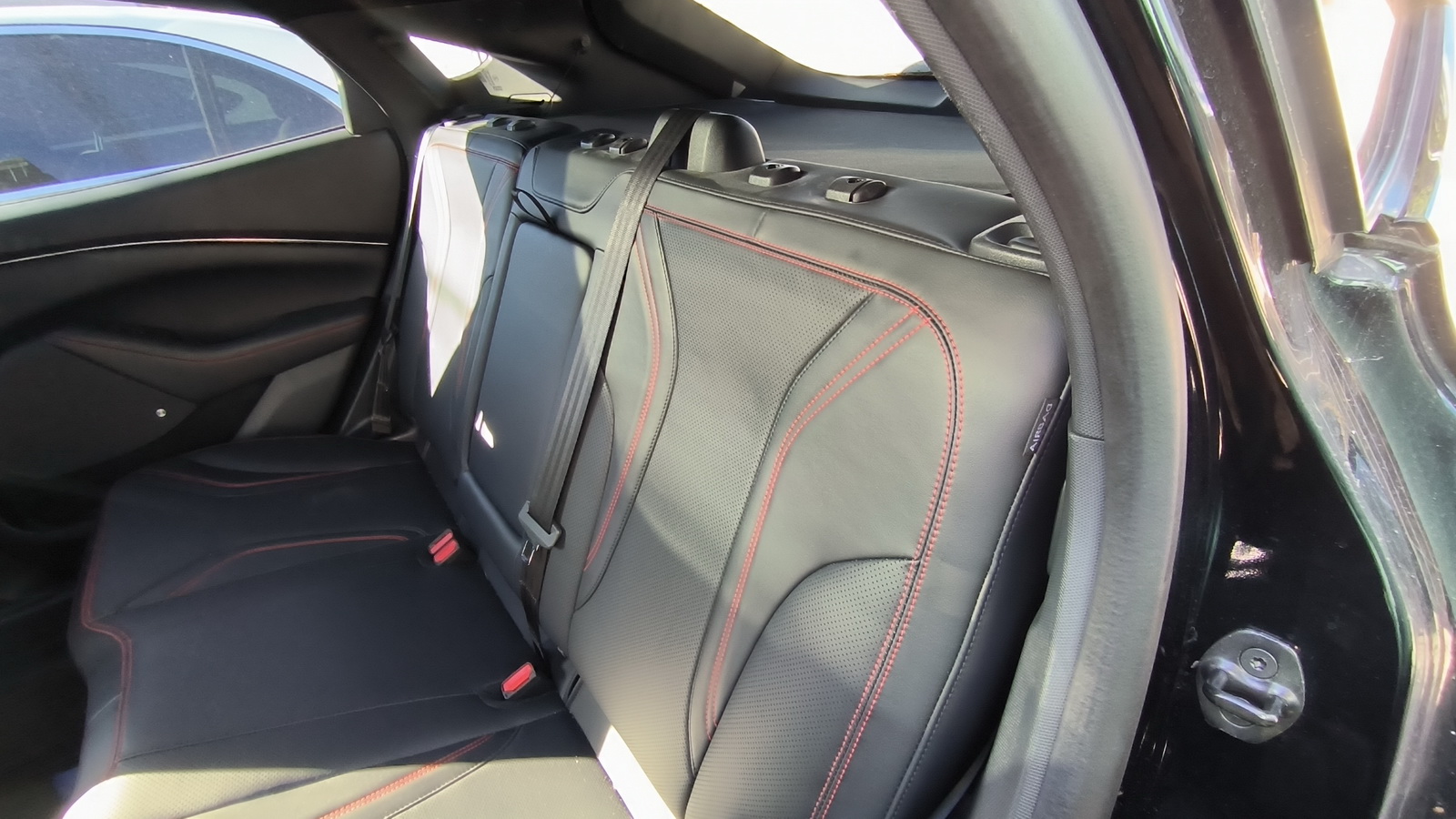 Ford Mustang MACH-E személygépjármű 15