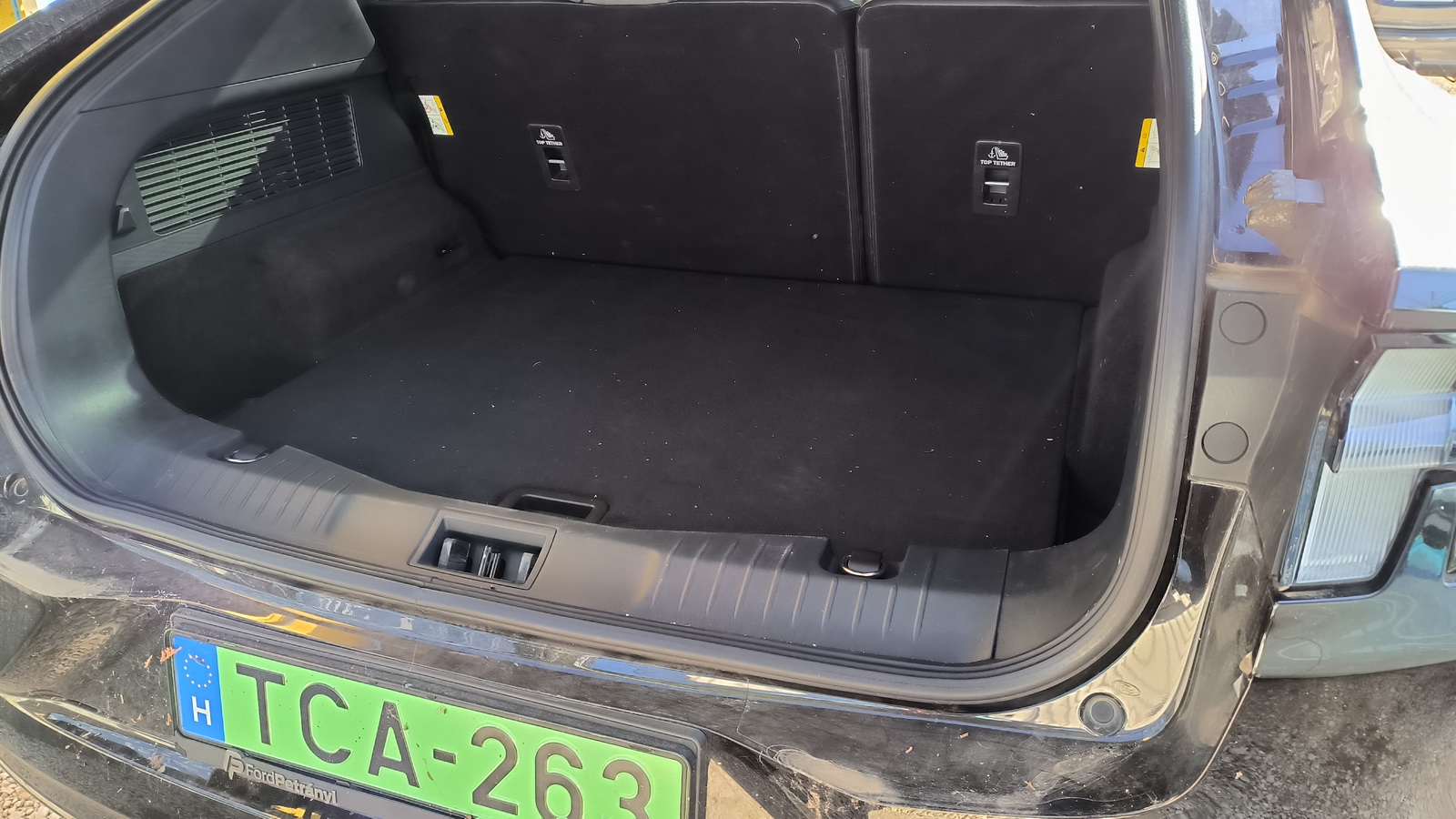 Ford Mustang MACH-E személygépjármű 23