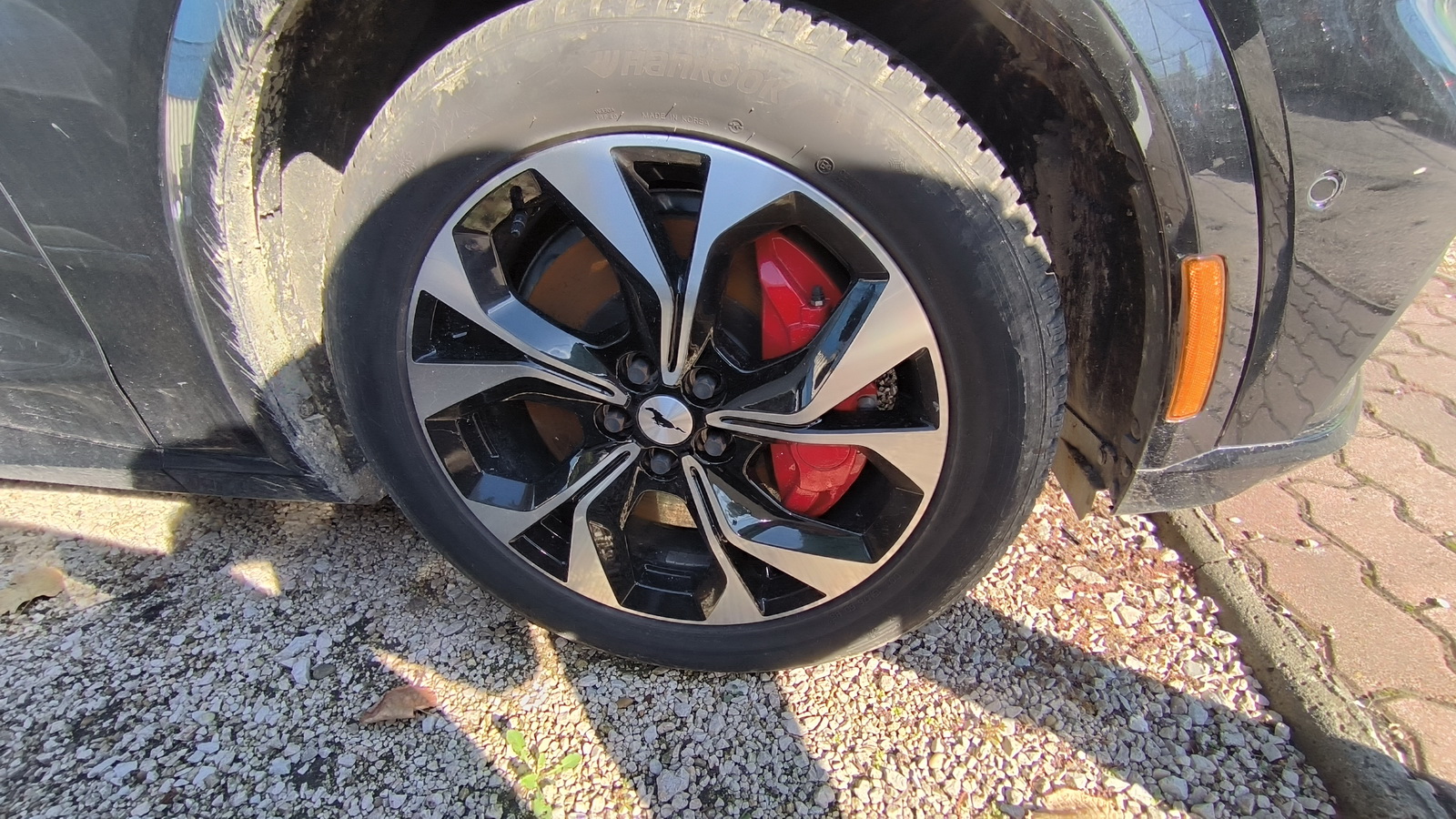 Ford Mustang MACH-E személygépjármű 26