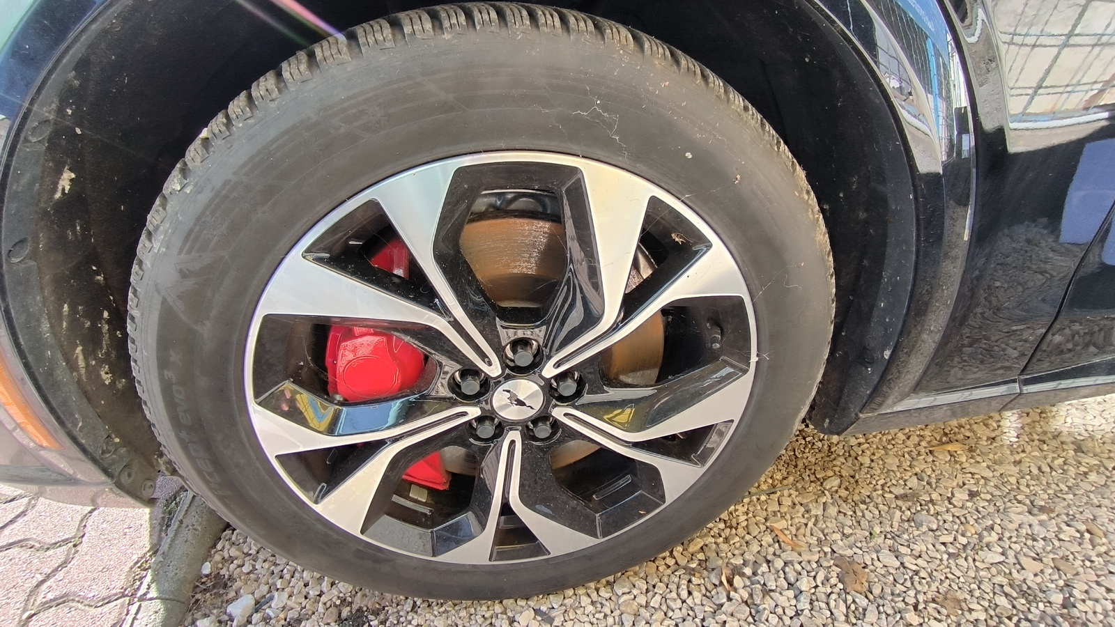 Ford Mustang MACH-E személygépjármű 28