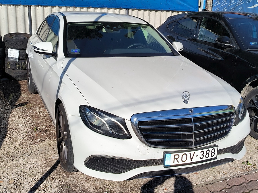Mercedes-Benz E200 4Matic személygépjármű