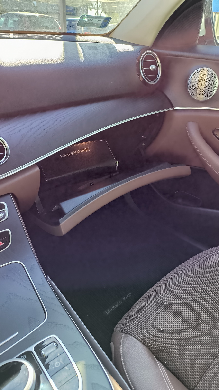 Mercedes-Benz E200 4Matic személygépjármű 20