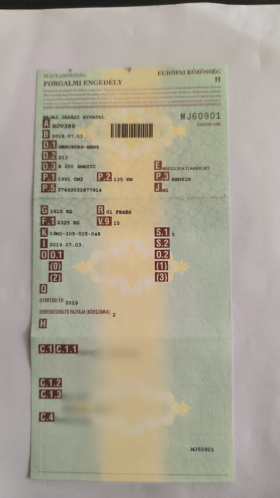 Mercedes-Benz E200 4Matic személygépjármű 28