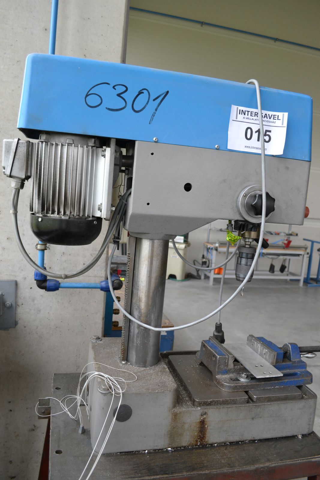 Oszlopos fúrógép 4