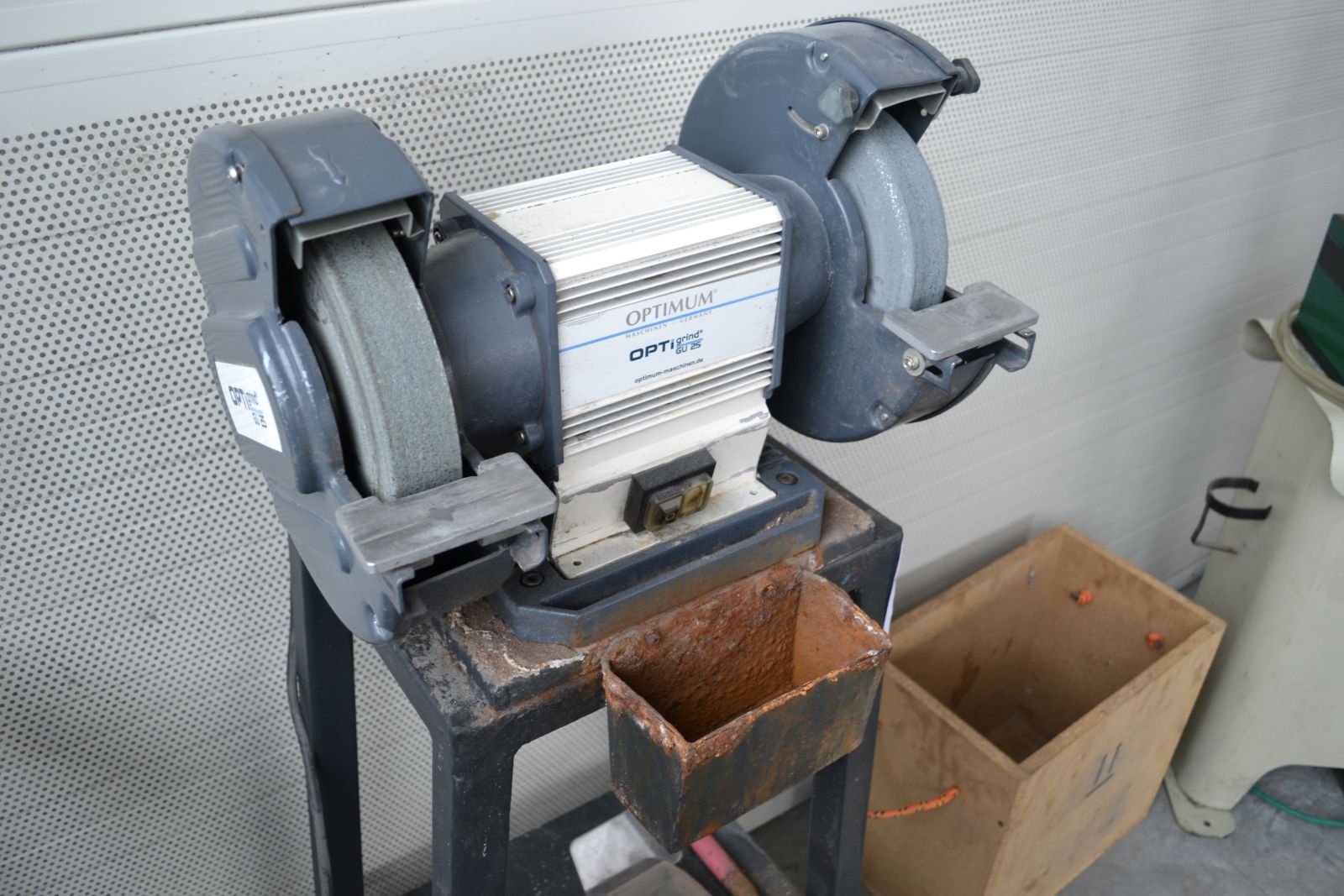 Állványos köszörű 3