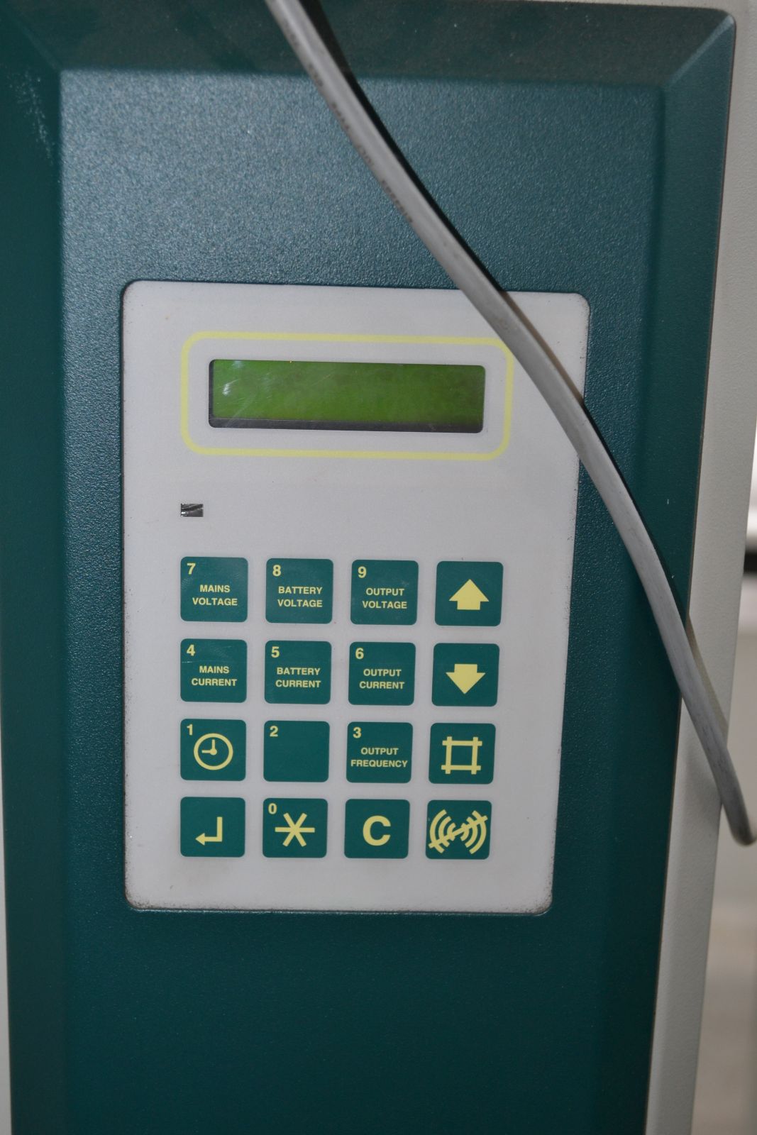 Szünetmentes táp 2