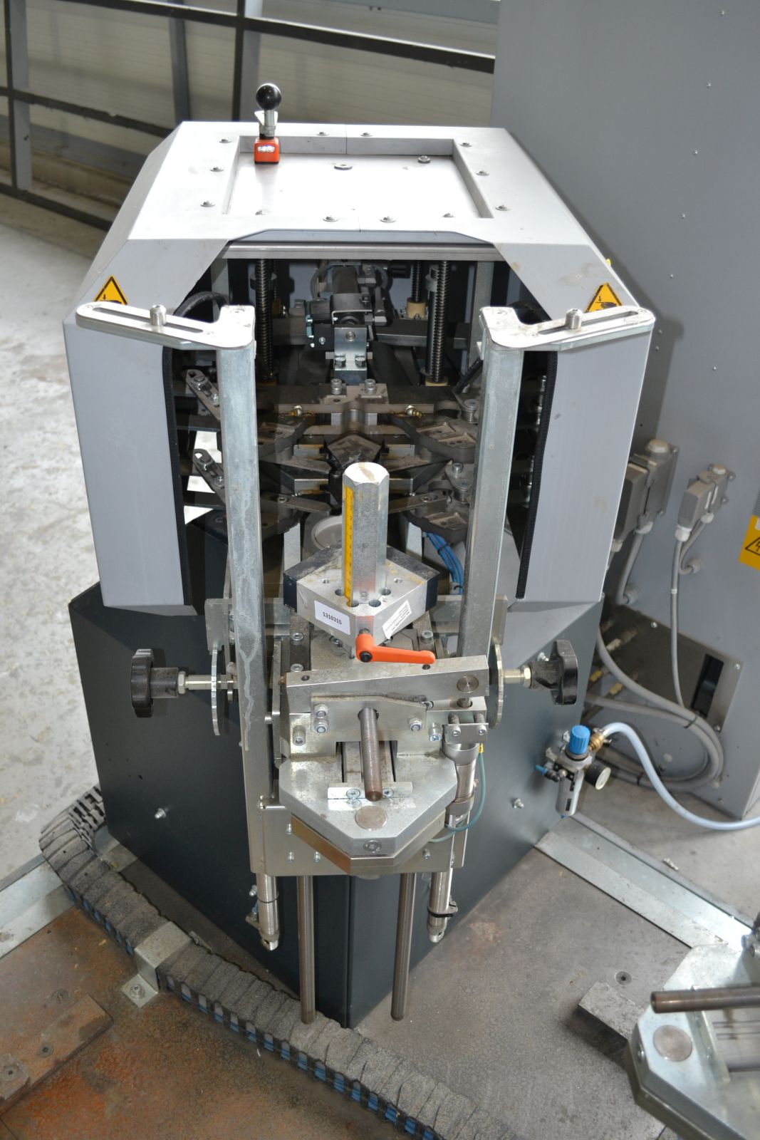 4 fejes sarokrogyasztógép 9