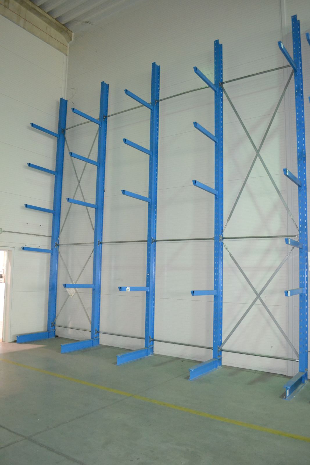 Szálanyagtároló állvány 2