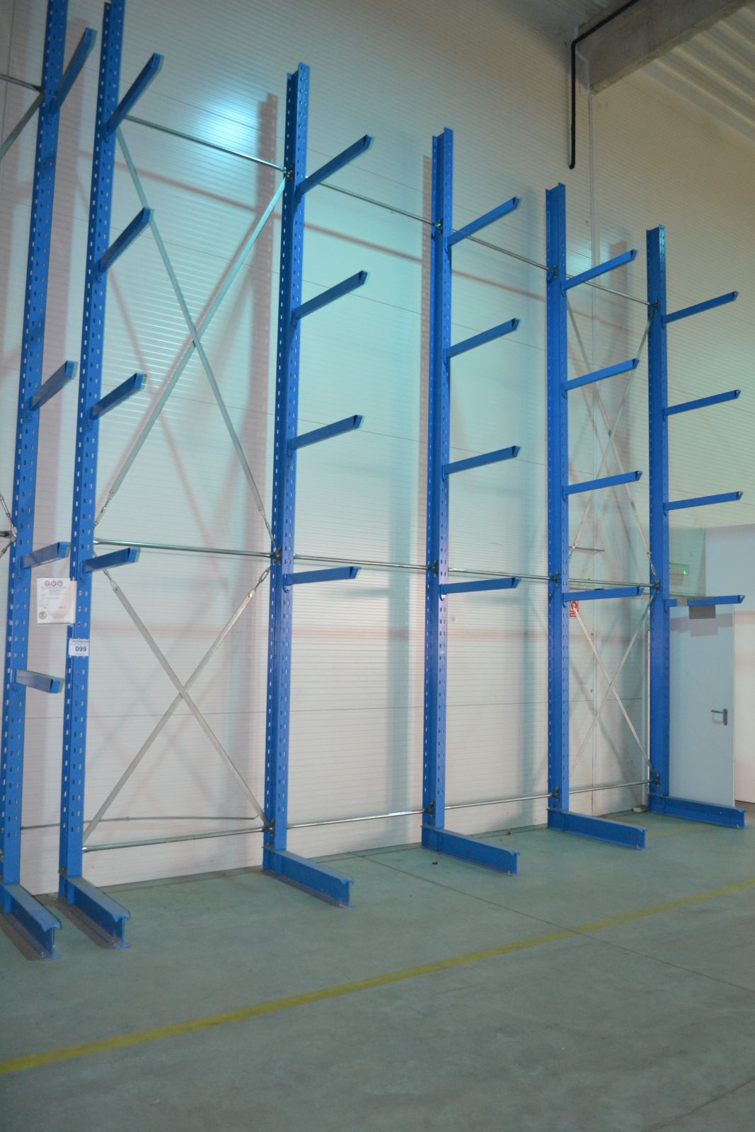 Szálanyagtároló állvány 3