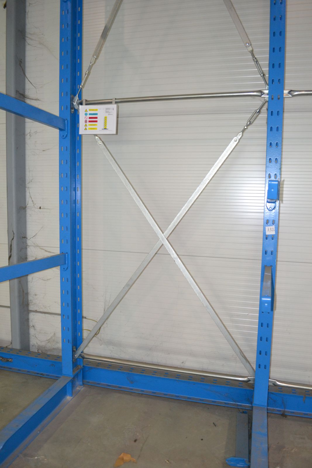 Szálanyagtároló állvány 4