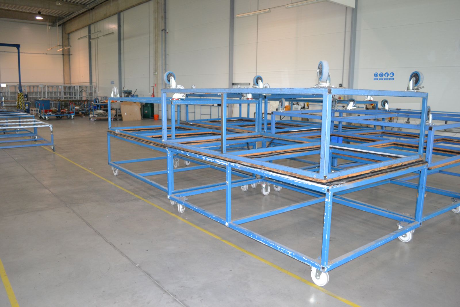 Gurulós szerelőasztalok 4