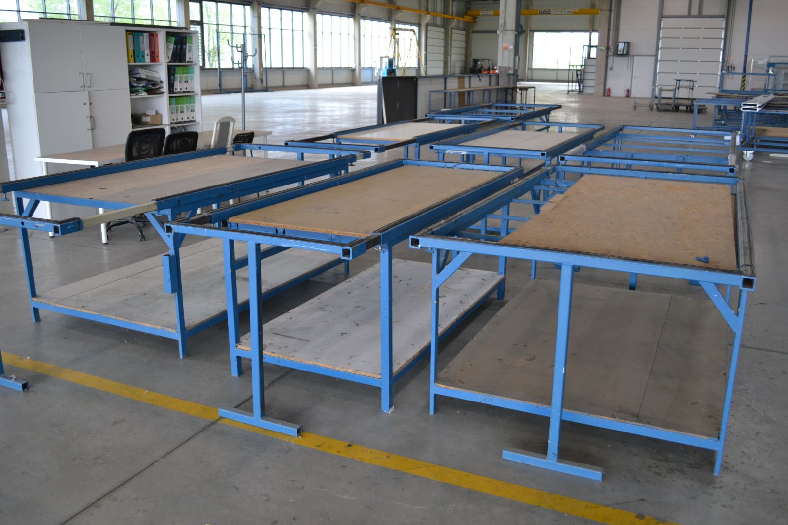 Állítható hosszúságú munkaasztalok 4