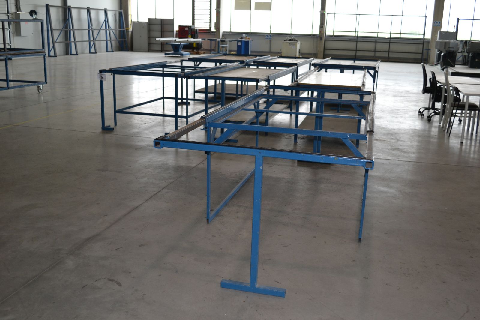 Állítható hosszúságú munkaasztalok 5