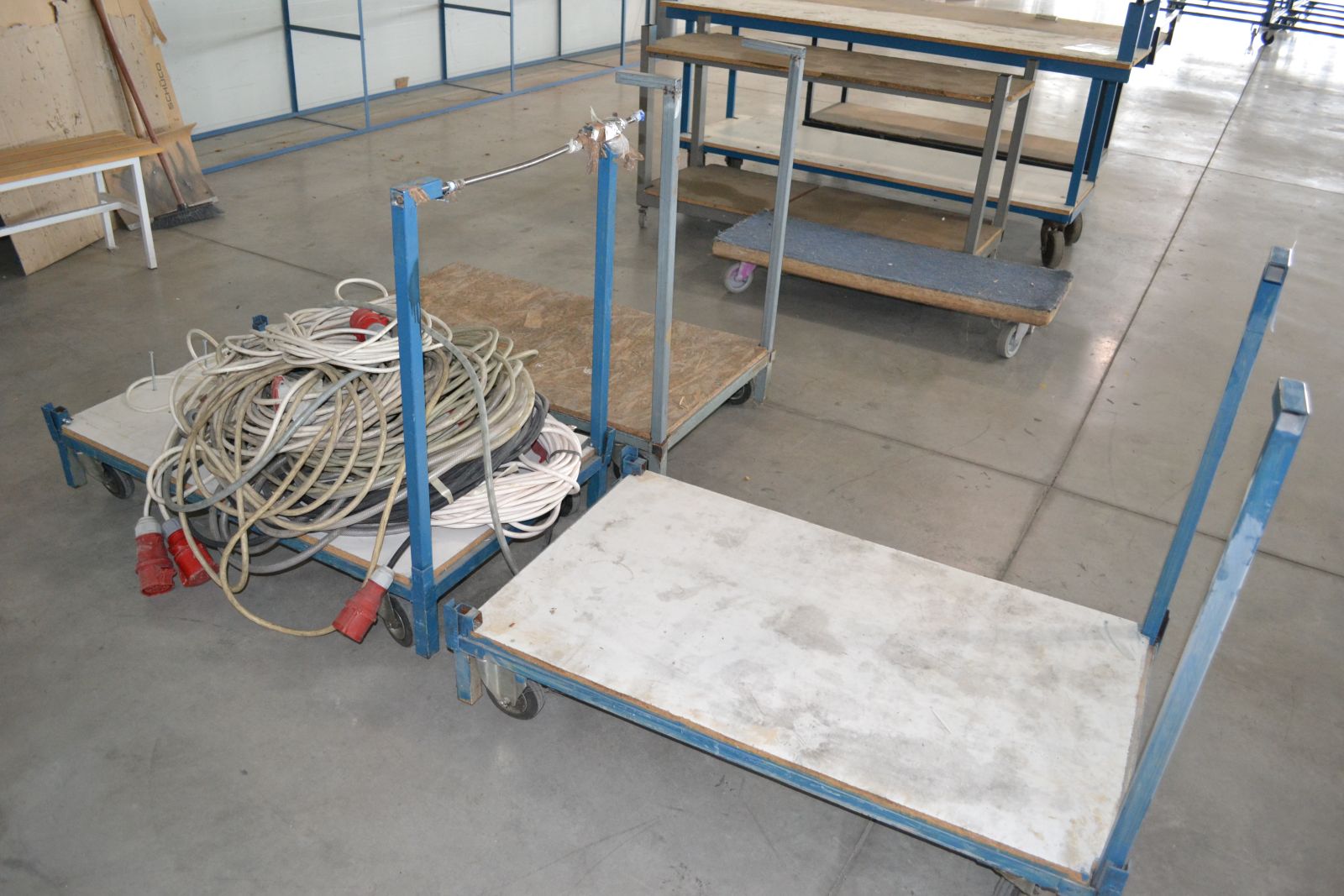 Szállítókocsi és kábelek 2