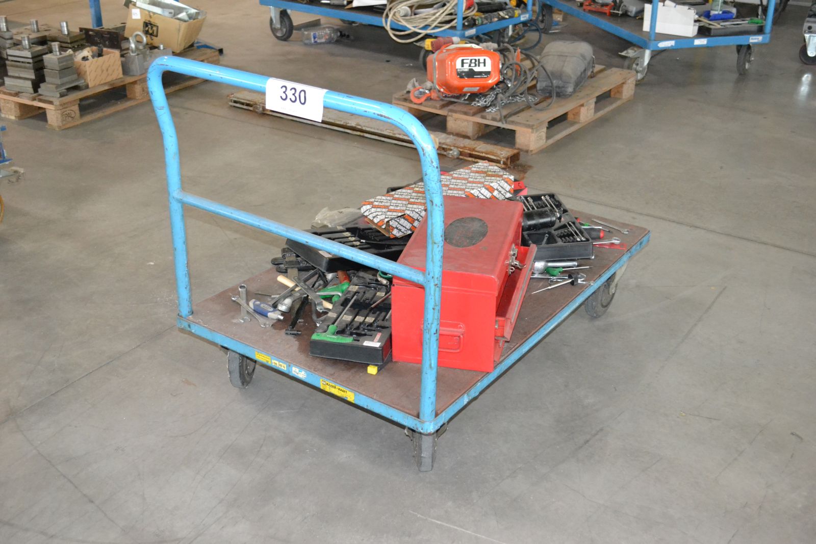 Molnárkocsi szerszámokkal 1