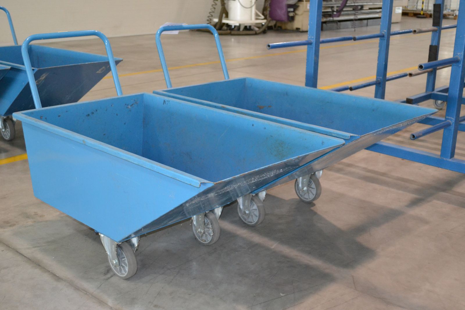 Fémhulladéktároló kocsi 5