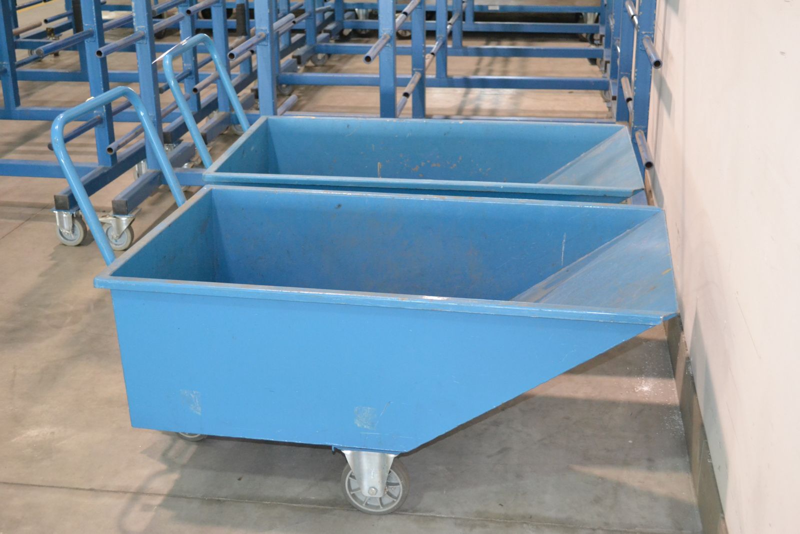 Fémhulladéktároló kocsi 5