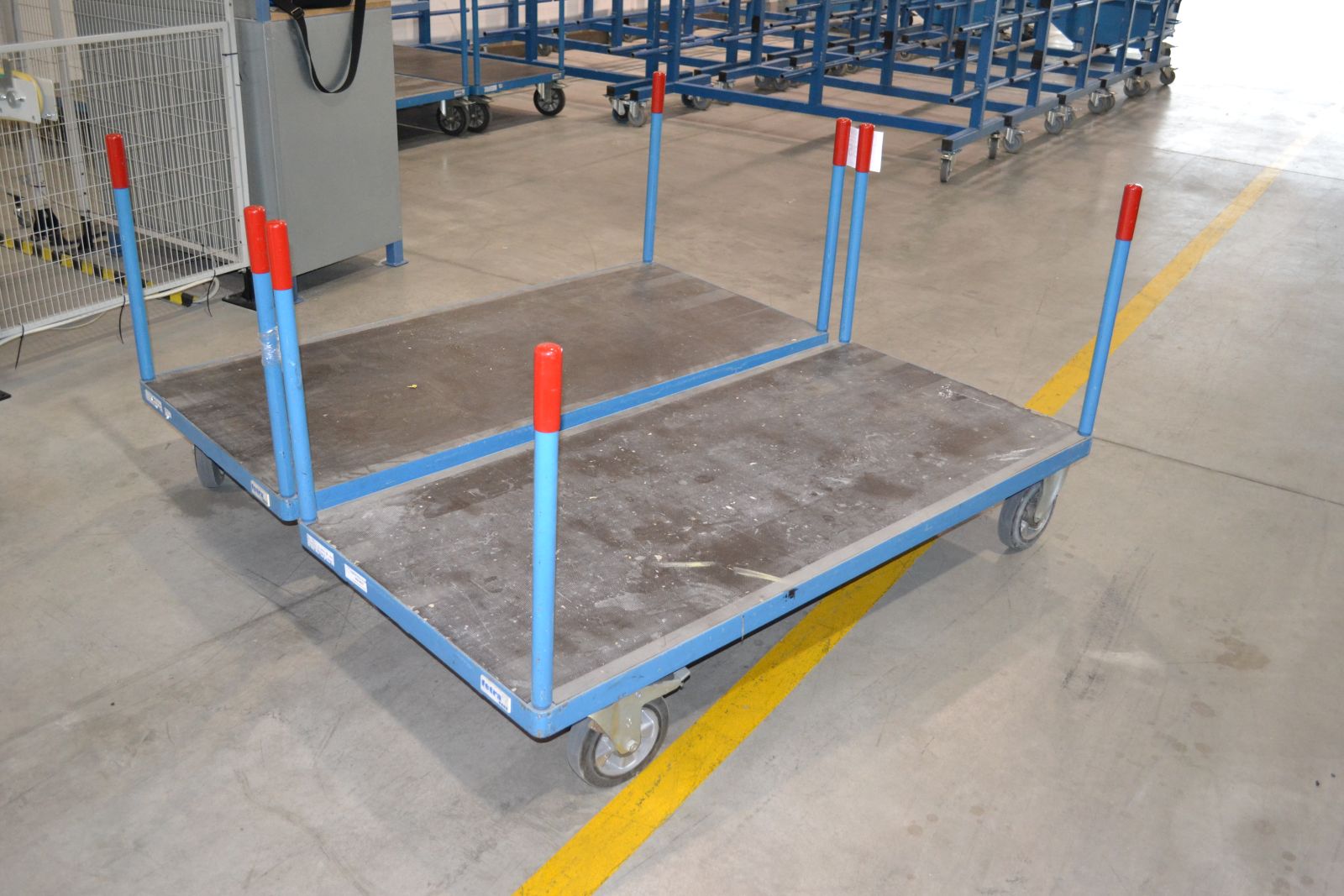 Anyagmozgató kocsi 2